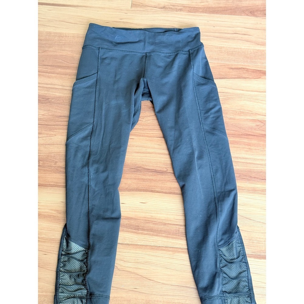 Lululemon Athletica Crop Black Leggings‎ Ruched Detail Activewear